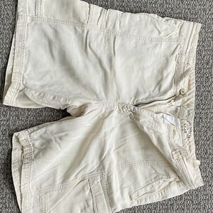 Tommy Bahama Relaxed Fit Cream Shorts